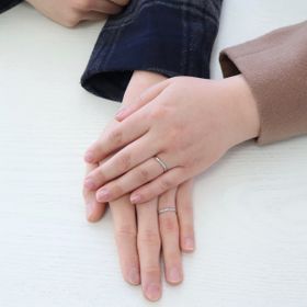 【LEGAN(レガン)の口コミ】 決め手でもあったのが仕事中にも邪魔にならず、シンプルででも個性がある…