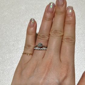 【MIKIMOTO(ミキモト)の口コミ】 結婚指輪を購入したのですが、爪止めのハーフエタニティでゆるいV字の形に…