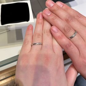 【銀座ダイヤモンドシライシの口コミ】 ダイヤモンドシライシにしかないデザインとのことで、他社と差別化したい…