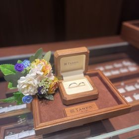 【TANZO.(鍛造指輪)の口コミ】 細かいデザインオーダーまでしっかり対応してくれる。
デザイン案を手書き…