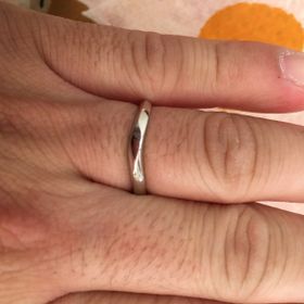 【銀座ダイヤモンドシライシの口コミ】 指輪の決め手は、自分の中でこれっていう指輪の形は決めてなくて、お店に…