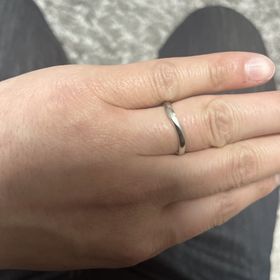 【アイプリモ(I-PRIMO)の口コミ】 男性のデザインがすごくシンプルで、女性ははなやか。女性のデザインはダ…