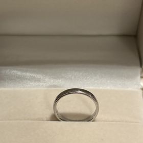 【宝寿堂(ほうじゅどう)の口コミ】 シンプルなデザインで長く使えるものを選びました。丸みを帯びていて付け…