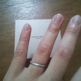 【ショーメ(CHAUMET)の口コミ】 いろいろと他のブランドも見てみた結果、ショーメにしました。

決め手は…