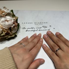 【ラザール ダイヤモンド(LAZARE DIAMOND)の口コミ】 形がストレートなので何十年付けても飽きがこないのと、ダイヤモンドは絶…