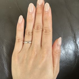 【ヴァン クリーフ＆アーペル(Van Cleef & Arpels)の口コミ】 シンプルで飽きのこないデザインでありながら、指通りがよくとても気に入…