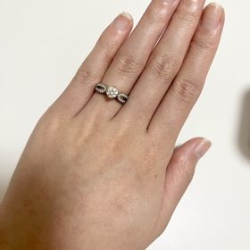 【ブシュロン(BOUCHERON)の口コミ】 とにかくゴージャスで可愛いです！他と被らない特別なデザインです。セン…