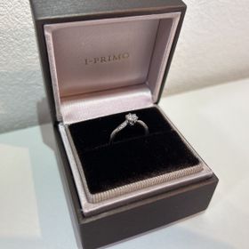 【アイプリモ(I-PRIMO)の口コミ】 華奢なデザインで、必要以上に派手さがないので、普段使いしやすいデザイ…