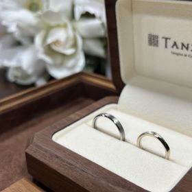 【TANZO.(鍛造指輪)の口コミ】 キラキラしたマット感と、鏡面両方楽しめるところ、エッヂを効かせたので…
