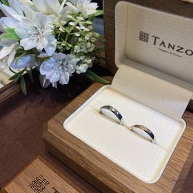 【TANZO.(鍛造指輪)の口コミ】 指輪の号数を細かく刻んで検討でき、丸みやひねり、デザインも細かく決め…