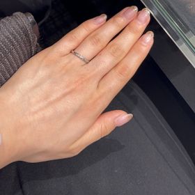 【ラザール ダイヤモンド(LAZARE DIAMOND)の口コミ】 他ブランドに比べて付け心地が一番しっくりきたのでこちらのブランドに決…