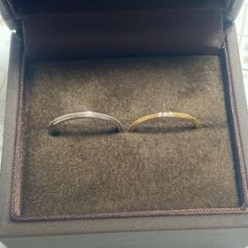 【CHER LUV(シェールラブ)の口コミ】 アンティーク調のミル打ち加工にさりげないダイヤがファッションリングの…