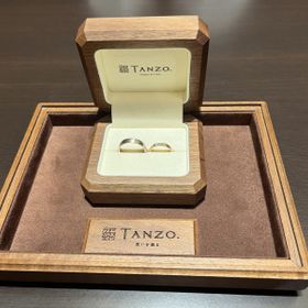 【TANZO.(鍛造指輪)の口コミ】 夫婦それぞれの好みのデザインを詰め込んだ指輪を作って頂きました。
シン…