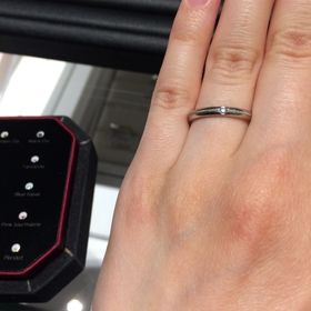 【銀座ダイヤモンドシライシの口コミ】 初めて指輪を見に行きましたが、色々なデザインを見せていただき、こちら…