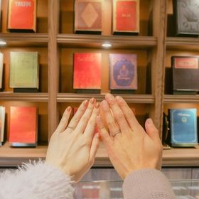 【PORTADA(ポルターダ)の口コミ】 私たちが気に入ったのはノクターンという種類で、男性用はピカピカしすぎ…