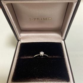 【アイプリモ(I-PRIMO)の口コミ】 シンプルなデザインでダイヤの輝きがわかる指輪を選びました。特別な日に…