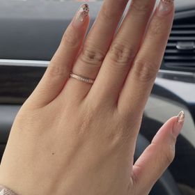 【アイプリモ(I-PRIMO)の口コミ】 私が地黒だったので、ピンクゴールドの指輪にしました。
旦那の方はシルバ…