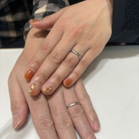 【FISCHER(フィッシャー)の口コミ】 シンプルで時代に左右されないところ。
女性らしいキラキラしたものを最初…