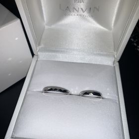 【LANVIN(ランバン)の口コミ】 こういった、ミラーカットの指輪自体は いろいろなブランドから出ています…