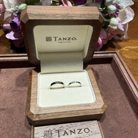 【TANZO.(鍛造指輪)の口コミ】 シンプルなデザインと頑丈さ。着け心地も良い。
有名ブランドをいくつも試…