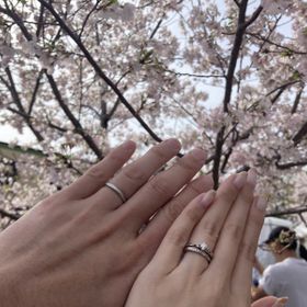 【アイプリモ(I-PRIMO)の口コミ】 婚約指輪がキタルファのデザインだったのて、重ね付けできるデザインのプ…