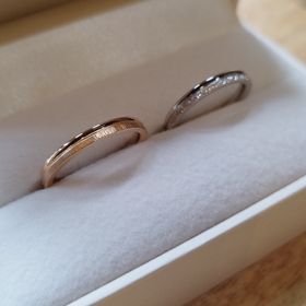 【THREE TREES(スリーツリーズ)の口コミ】 結婚指輪を検討している時に、
ふと、2人で作ることが案として上がり、
そ…