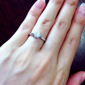 【ハリー・ウィンストン(Harry Winston)の口コミ】 ハリーウィンストンは最高級宝飾品として知名度があり、高価格帯の品が沢…