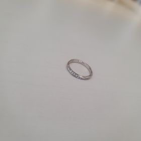 【LOVE NOTESの口コミ】 つけた時に正面から見て綺麗なだけでなく、上からや下から、斜めから等、…