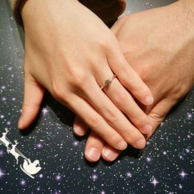 【銀座ダイヤモンドシライシの口コミ】 ダイヤモンドの輝きが、他店と比べても群を抜いて輝いていた。
あと店員さ…