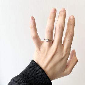 【izumoKANOURING】の口コミ こんなデザイン他に見た事がなくて、一目惚れでした。叶結びをイメージして...