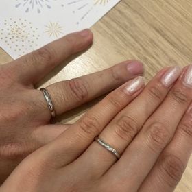 【アイプリモ(I-PRIMO)の口コミ】 この結婚指輪は、流系のデザインが手にあいました。華やかながらもシンプ…