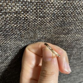 【Disney PRINCESS Rapunzel(ディズニープリンセスラプンツェル)の口コミ】 ピンクゴールド系で、少しウェーブがかってるように見えます。リング自体…