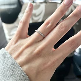 【エクセルコダイヤモンド(EXELCO DIAMOND)の口コミ】 カタログで見た物が可愛くて試着しましたが、実際につけてみるとこちらの…