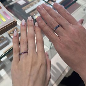 【SORA(ソラ)の口コミ】 沖縄の珊瑚が生み出す白い砂浜がモチーフになっている指輪でした。2人で旅…