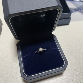 【銀座ダイヤモンドシライシの口コミ】 カラット、カラー、クラリティ、カットの等級全てにおいて質の高い素敵な…