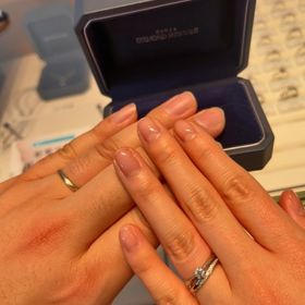 【銀座ダイヤモンドシライシの口コミ】 元々ファッションでも指輪をしたことが無かったため、結婚指輪の選びが全…