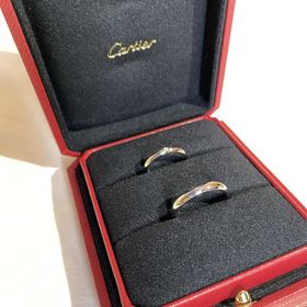 【カルティエ(Cartier)の口コミ】 とにかくシンプルで普遍的なデザインが良いです。
素材はプラチナですので…