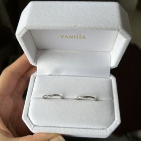 【1122 iifuufu bridal(いい夫婦ブライダル)の口コミ】 指輪は2人で合わせてもお手頃な価格です。
お互い仕事ではつけれないため…