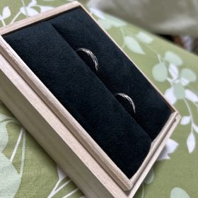 【出雲結(いずもゆい)の口コミ】 デザインがしめなわの様になっていて個性的なところが良い！　
光沢や艶な…