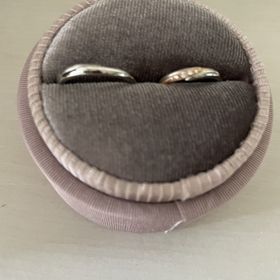 【LOVE NOTESの口コミ】 シンプルなデザインですが、付け心地も良く着け慣れなくても違和感もあり…