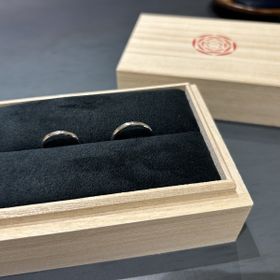 【出雲結(いずもゆい)の口コミ】 シンプルでかつ和風のデザインになっていて、付け心地もとても良いです。…