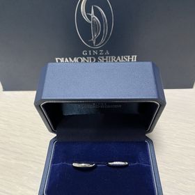 【銀座ダイヤモンドシライシの口コミ】 とにかくデザインが可愛いです！ダイヤの数や指輪の太さなどが選べて、セ…