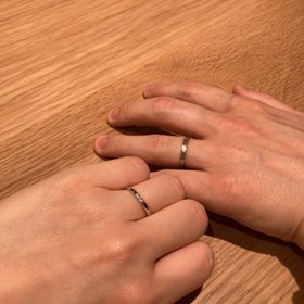 【COEUR D'OR(クゥドール)の口コミ】 ピンクダイヤがあしらわれたMarches PinkDiaという指輪です。ピンクダイヤ…