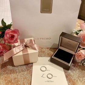 【アイプリモ(I-PRIMO)の口コミ】 指を閉じた時に隣の指にあたりにくい、厚みの少ない指輪を探していました…