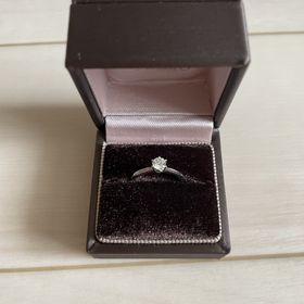 【アイプリモ(I-PRIMO)の口コミ】 結婚指輪と重ね付けできるように、あえて細めのデザインにしたのがポイン…