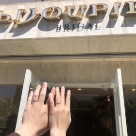 【TOWA(永遠)の口コミ】 華奢なデザインなので、特に細身の指の方にはピッタリだと思います。
V字…