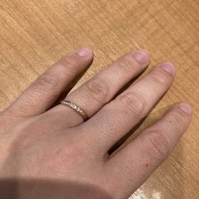 【COLANY(コラニー)の口コミ】 プラチナと迷いましたが、肌に馴染むピンクゴールドにして良かったです。…