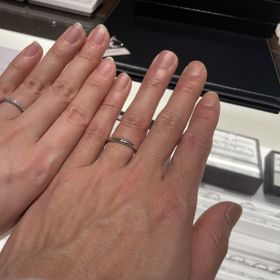 【LUCIE(ルシエ)の口コミ】 長く使うものなのでシンプルなデザインを元々探していましたが、指輪を沢…