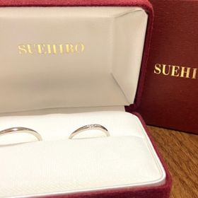 【SUEHIRO(スエヒロ)】の口コミ ほんとにたくさんありましたがシンプルな物がいいと夫と話していたので理想...