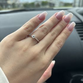 【アイプリモ(I-PRIMO)の口コミ】 とても華やかで室内のライトでもキラキラしているけど、外で見たら更にキ…